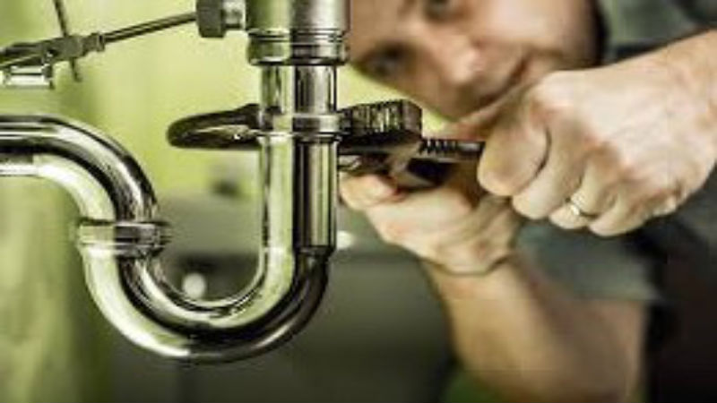 Why Should Homeowners Rely on the Professionals for Sink Installation