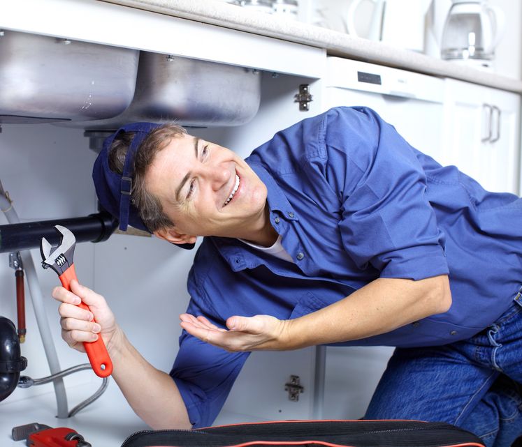 3 Times You Should Always Place a Call to Plumbers in Saskatoon, SK